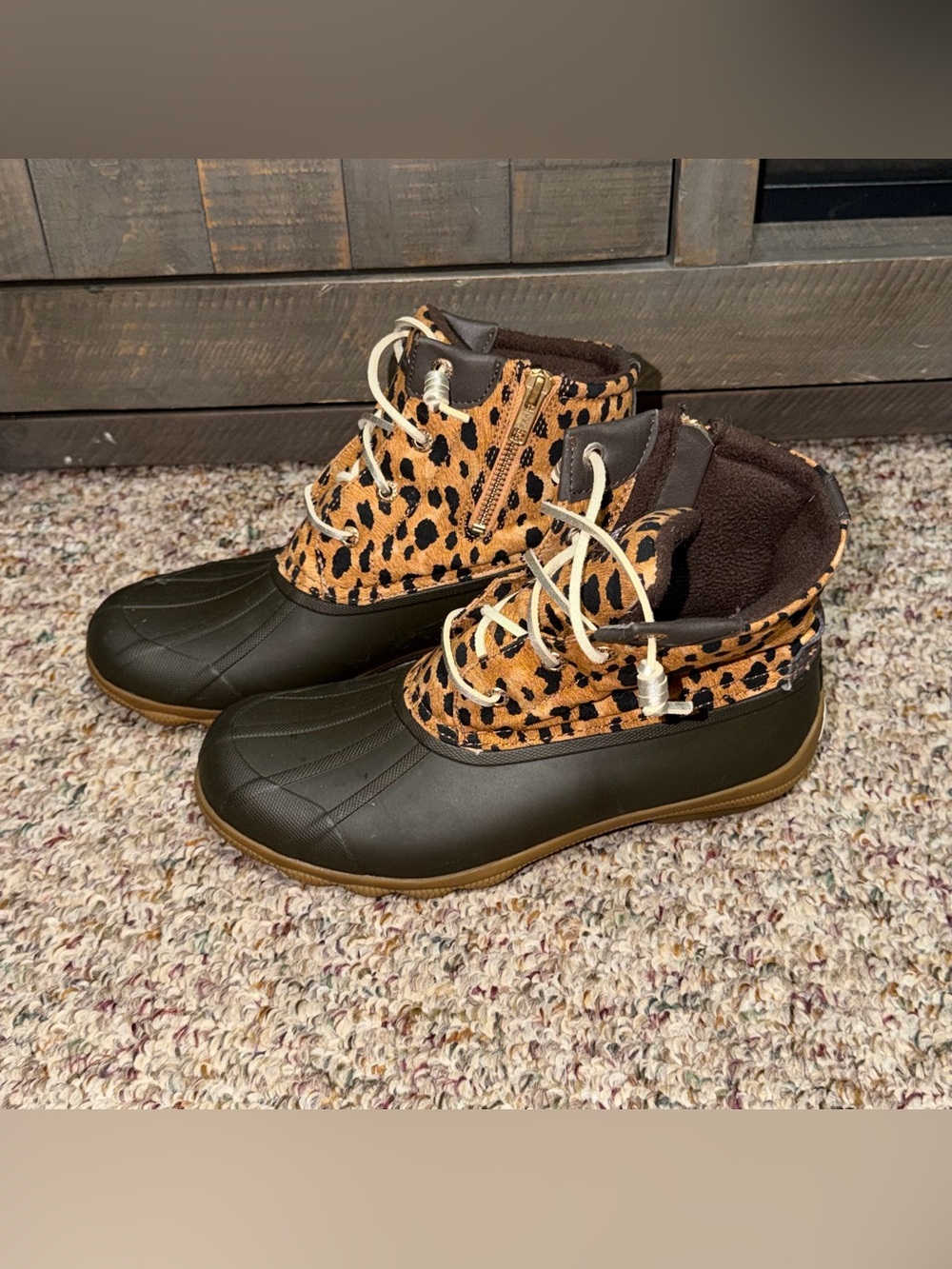 Women's size 7.5 winter rain waterproof boots Sperry Leopard-Print Duck Boots - Picture 3 of 8